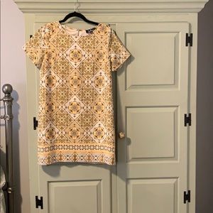 Lulu’s yellow and gray shift dress